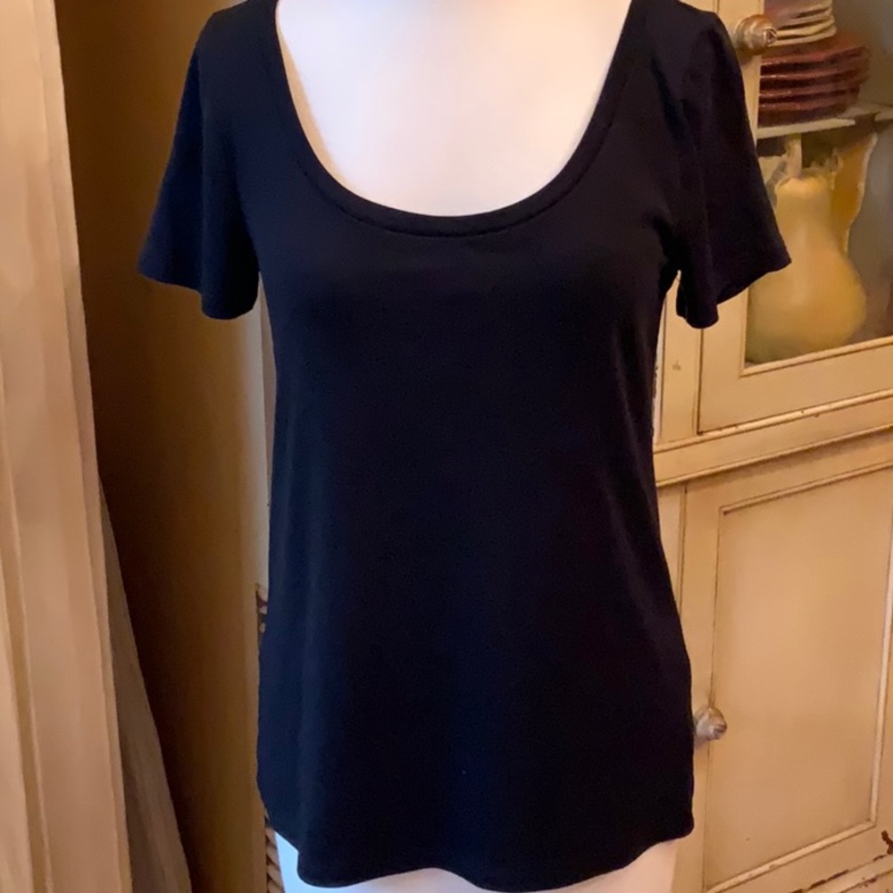 Old Navy T-shirt medium and large